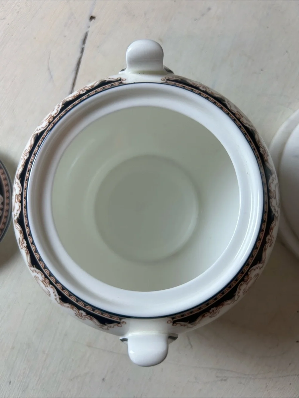 WEDGWOOD MEDICI R4588 Bone China England Creamer & Covered Sugar Bowl Set Lid